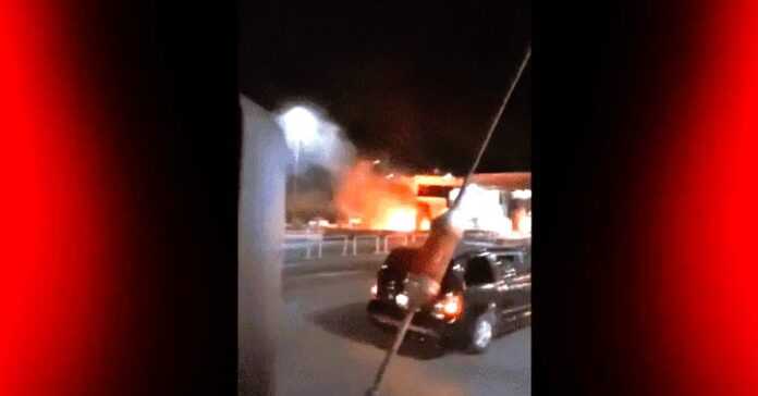 Another Confrontation Between Cartels Leaves Burned Vehicles at Toll ...