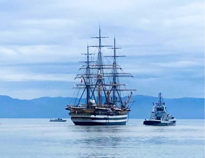 abandona-vallarta-amerigo-vespucci-905x613