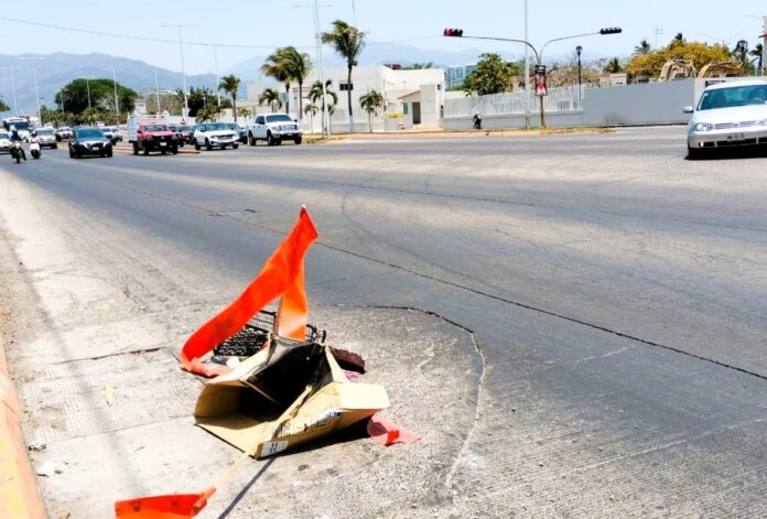 socavon-en-la-avenida-Medina-Ascencio-905x613