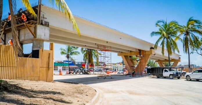 Puerto-Vallarta-highway-interchange