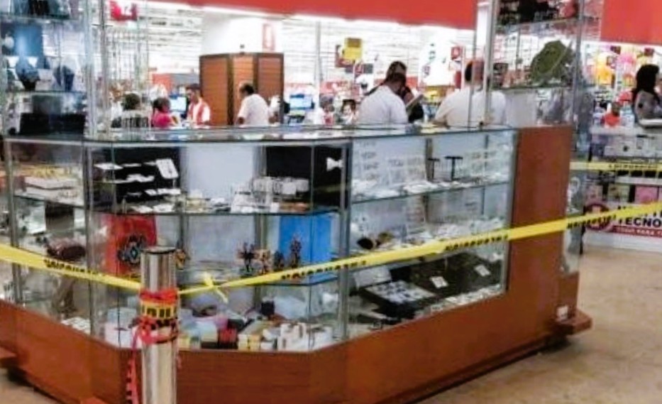 Plaza-Caracol-jewelry-robbery
