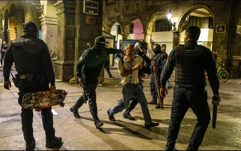 detenidos_crop1763270939572.jpg_1970638775