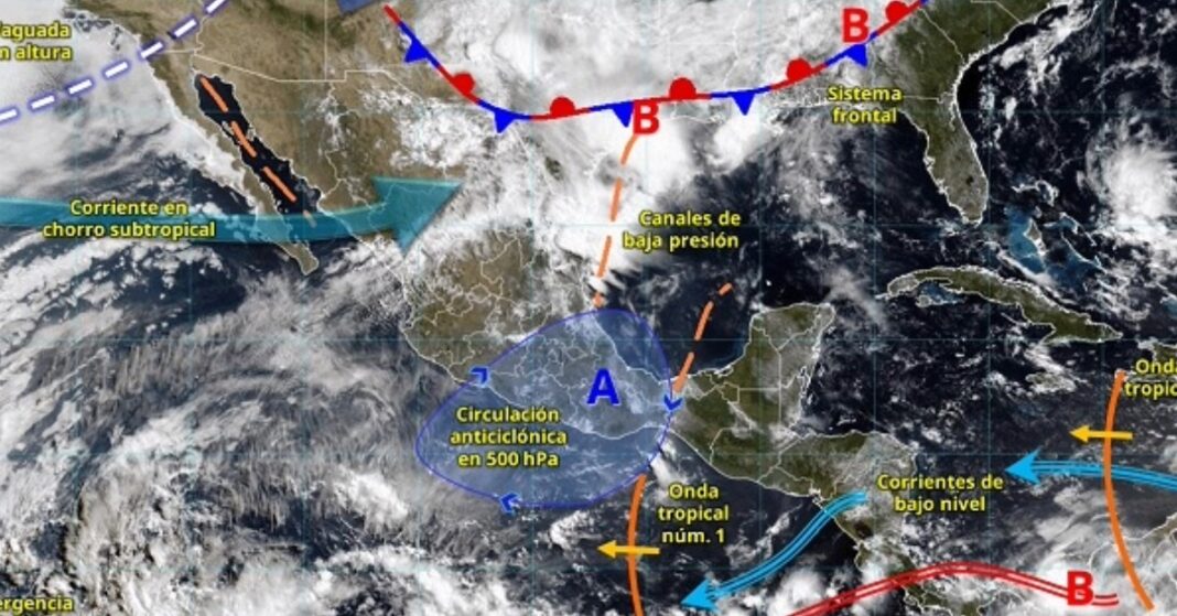 First-Tropical-Wave-Raises-Rain-Risk-in-South-Mexico