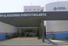 Patients in Puerto Vallarta Report Ongoing Medication Shortages in Public Health System