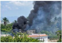 VIDEO: Brush Fire Spreads to Truck Cab Near Pipe Company in Puerto Vallarta