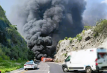 Firefighters battle blaze at Las Peñas home in Puerto Vallarta