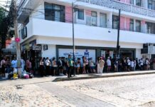 Puerto Vallarta Riders Endure Long Waits Despite Electric Bus Rollout